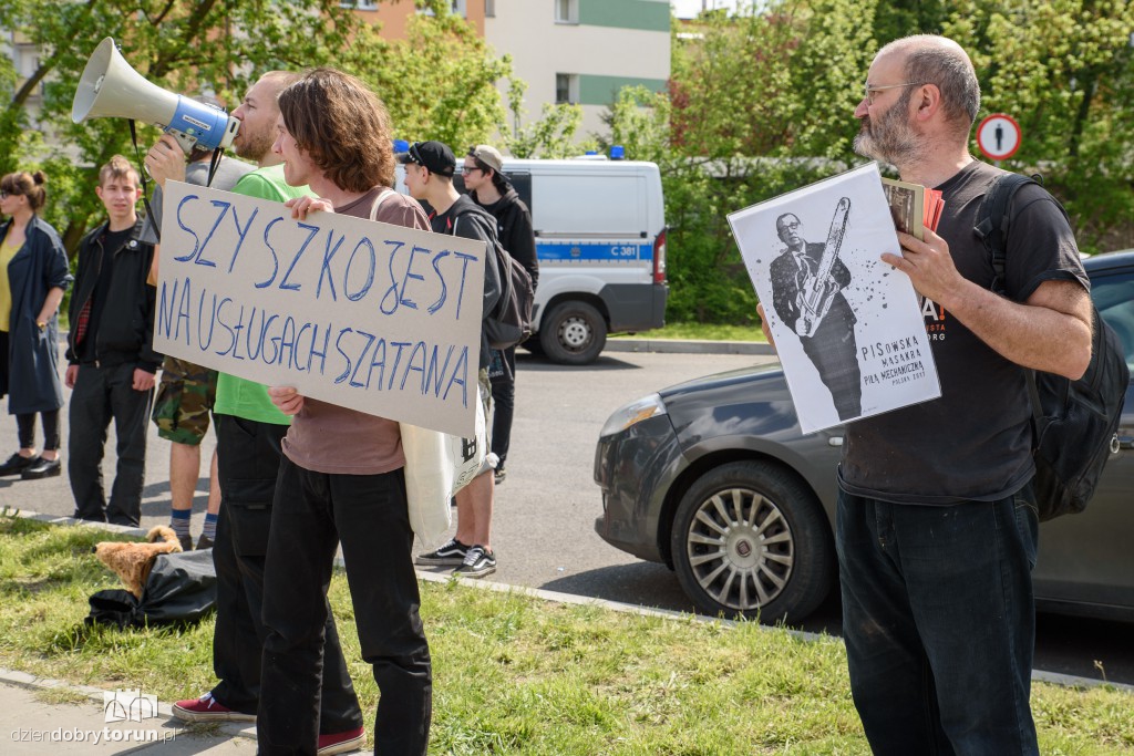 Demonstracja w obronie zwierząt