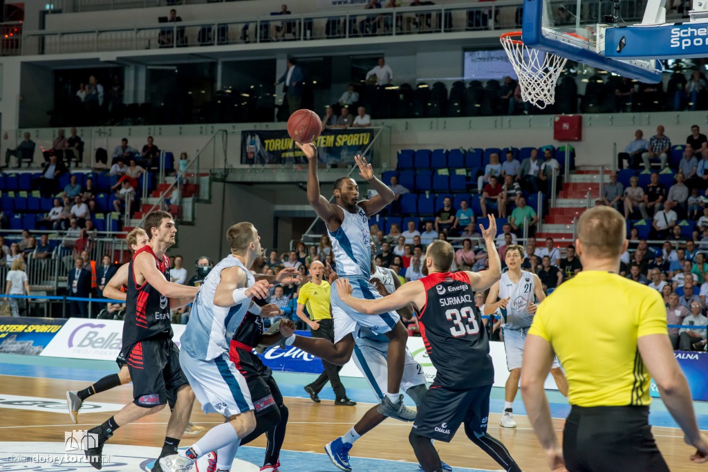 Pierniki lepsze od Czarnych. 1:0 dla nas!