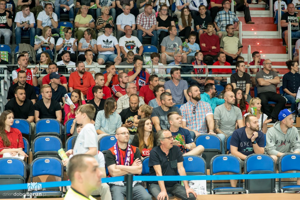 Pierniki lepsze od Czarnych. 1:0 dla nas!