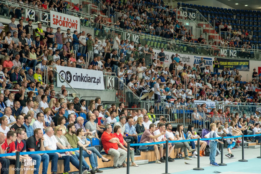 Pierniki lepsze od Czarnych. 1:0 dla nas!
