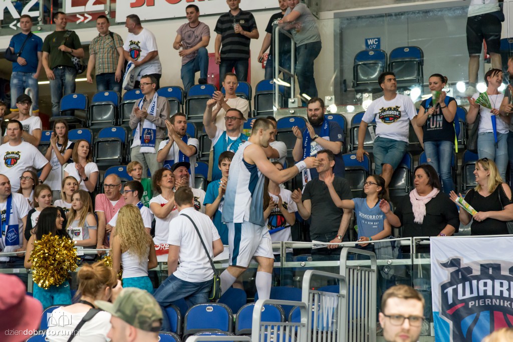Pierniki lepsze od Czarnych. 1:0 dla nas!