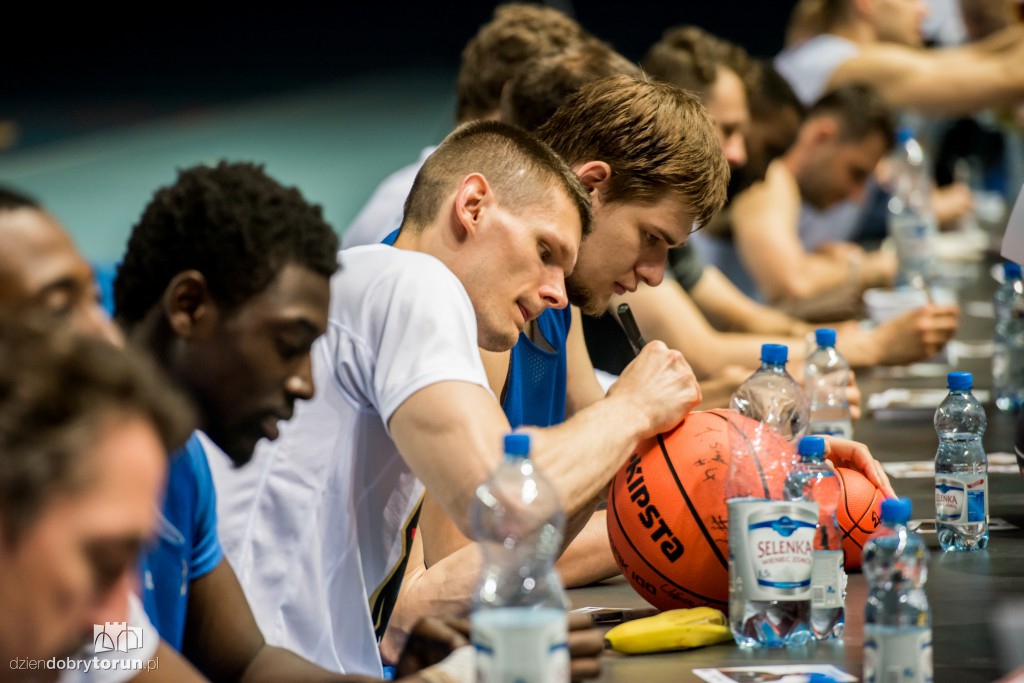 Trening otwarty Pierników przed finałem