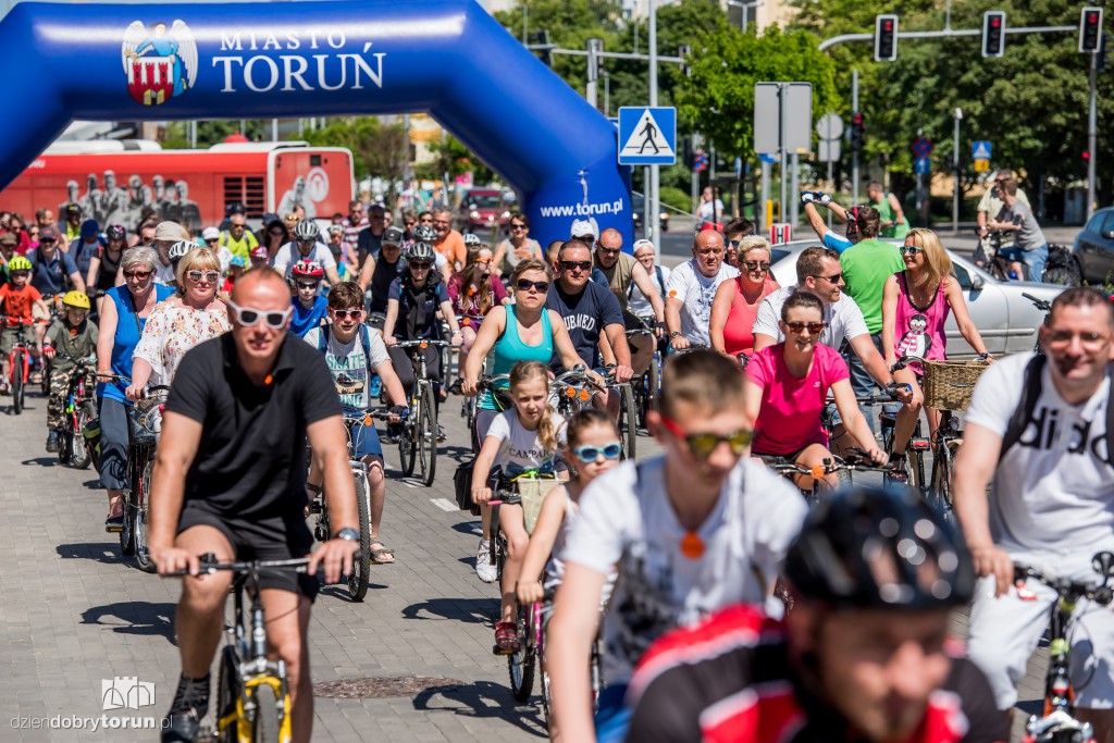 Toruń kręcił kilometry na rowerach