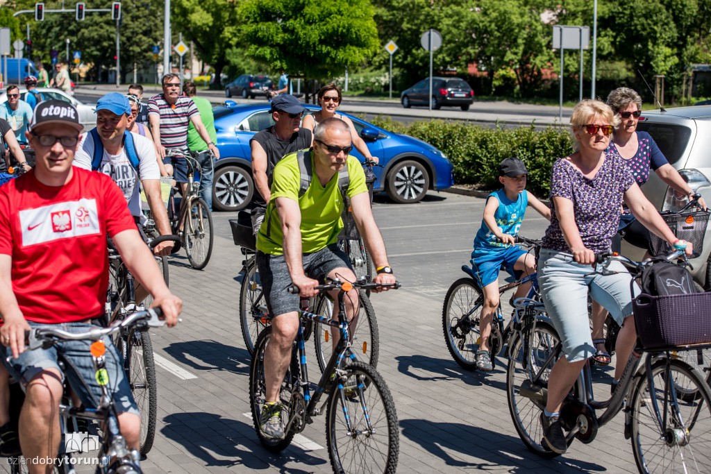 Toruń kręcił kilometry na rowerach