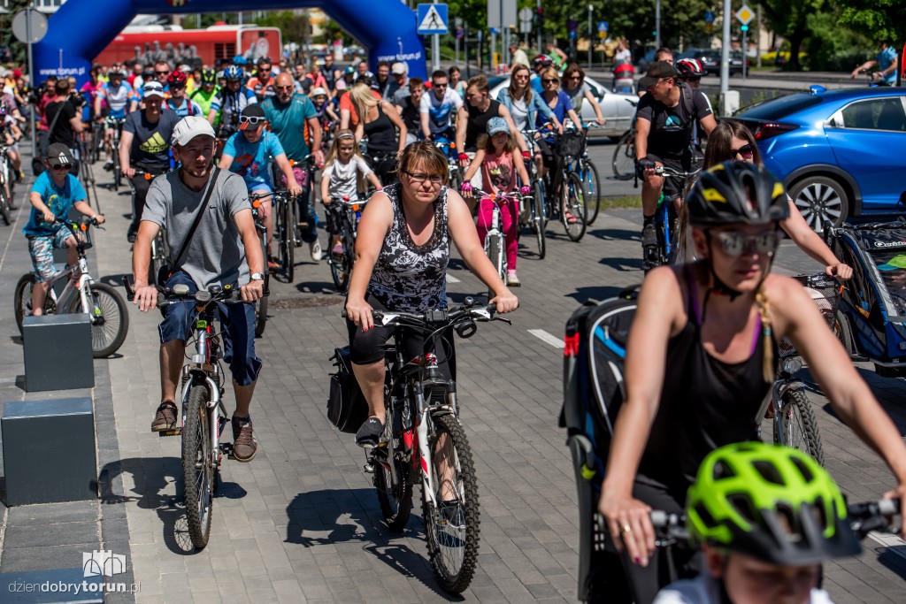 Toruń kręcił kilometry na rowerach