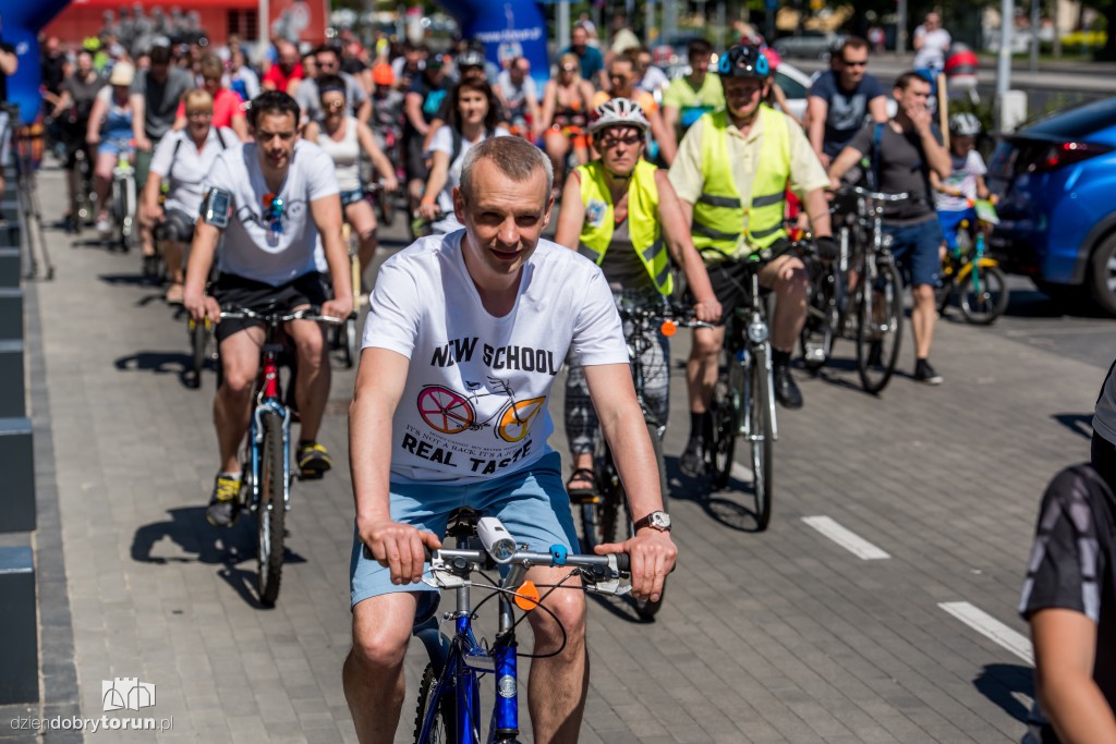 Toruń kręcił kilometry na rowerach