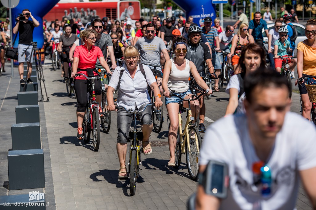 Toruń kręcił kilometry na rowerach