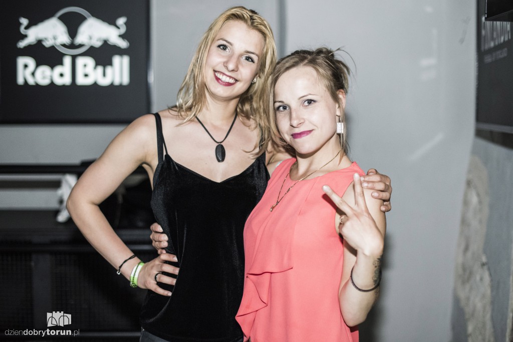 KSW na dużym ekranie u Szwejka