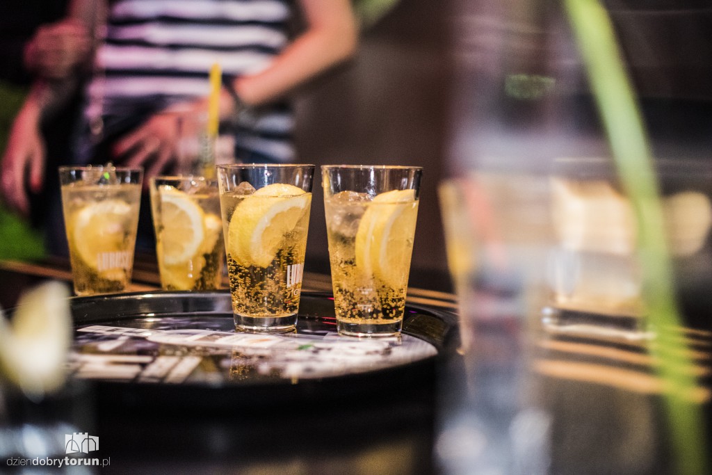 Piątkowa prywatka u Szwejka