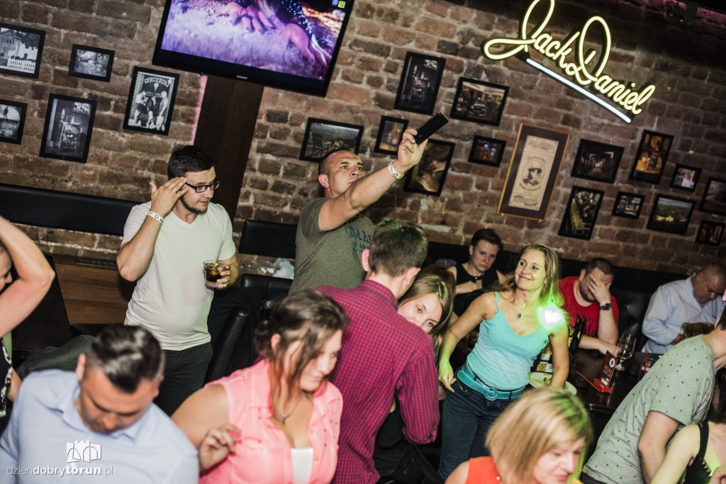 Gorączka sobotniej nocy w Baranim Łbie