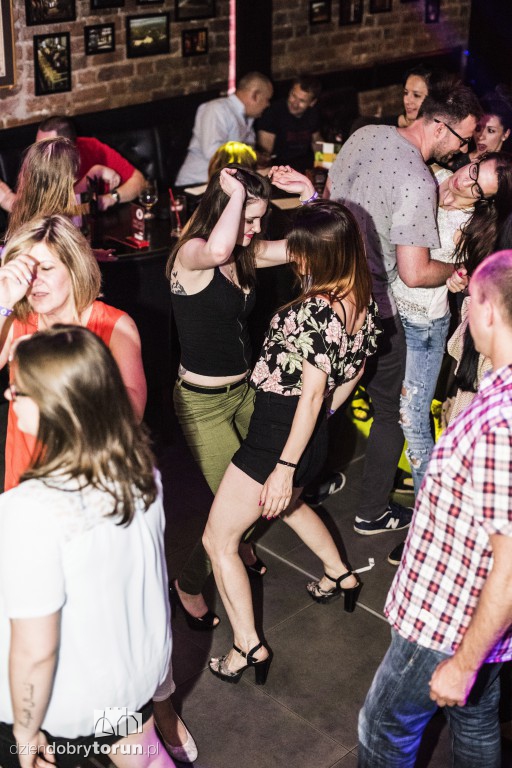 Gorączka sobotniej nocy w Baranim Łbie