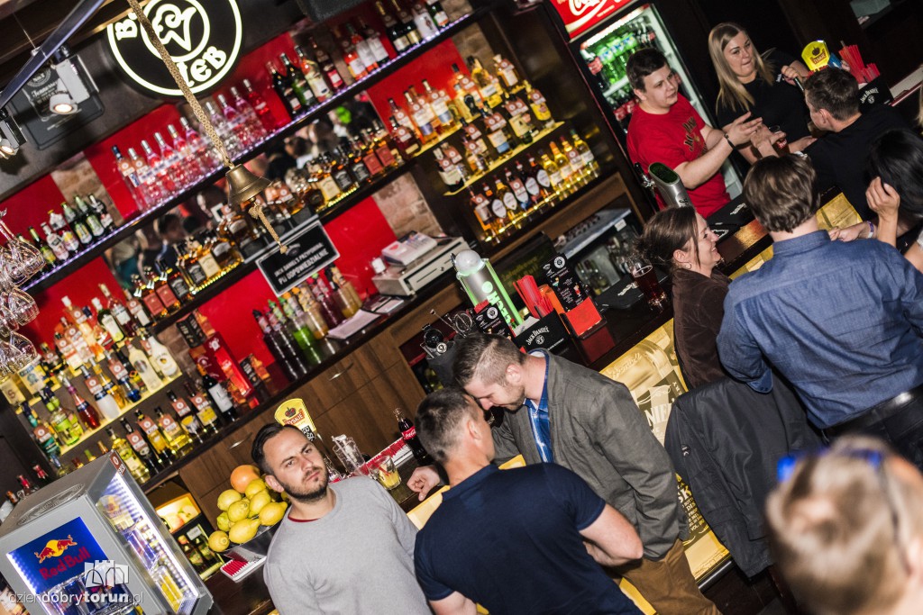 Gorączka sobotniej nocy w Baranim Łbie