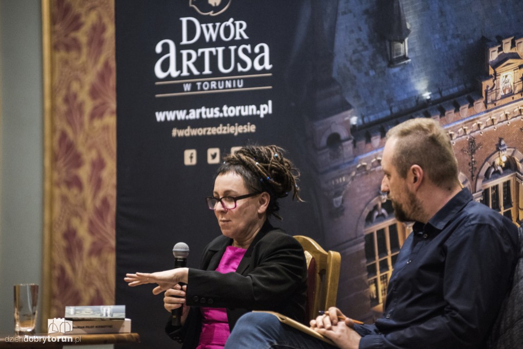 Tokarczuk i Nogaś w Dworze Artusa