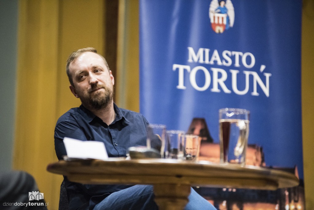Tokarczuk i Nogaś w Dworze Artusa