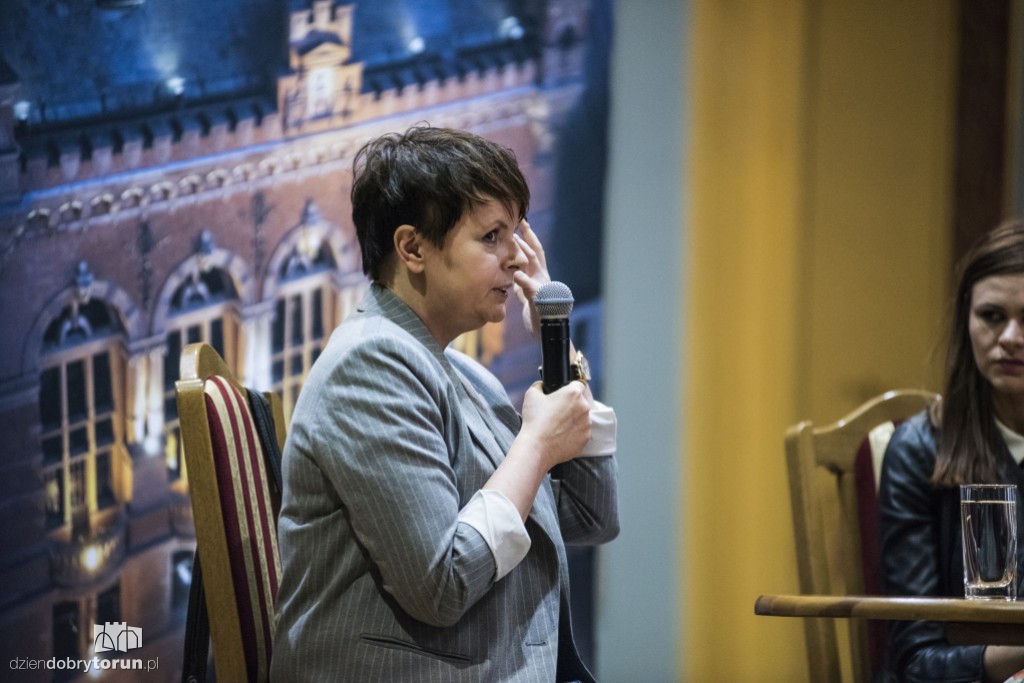 Festiwal Książki: Korwin - Piotrowska