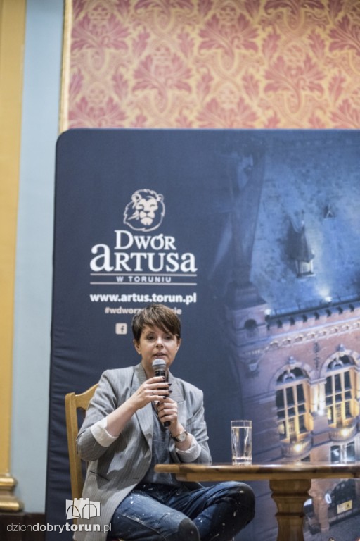 Festiwal Książki: Korwin - Piotrowska