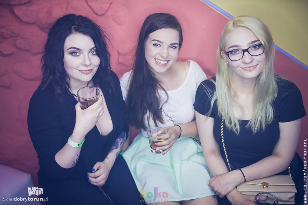 Bajka Disco Club w środową noc