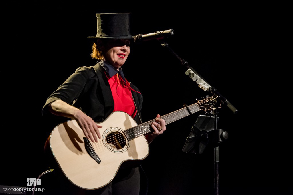 Suzanne Vega otworzyła festiwal