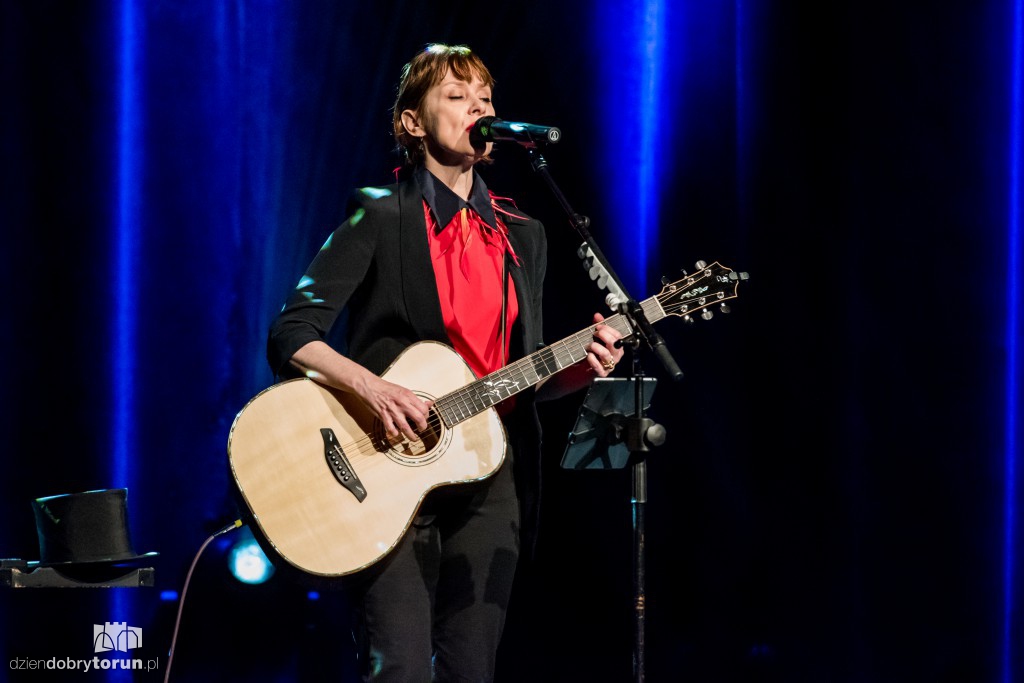 Suzanne Vega otworzyła festiwal