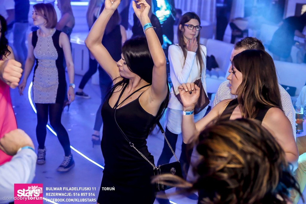 Tak bawił się Stars. Kolejna, gorąca noc