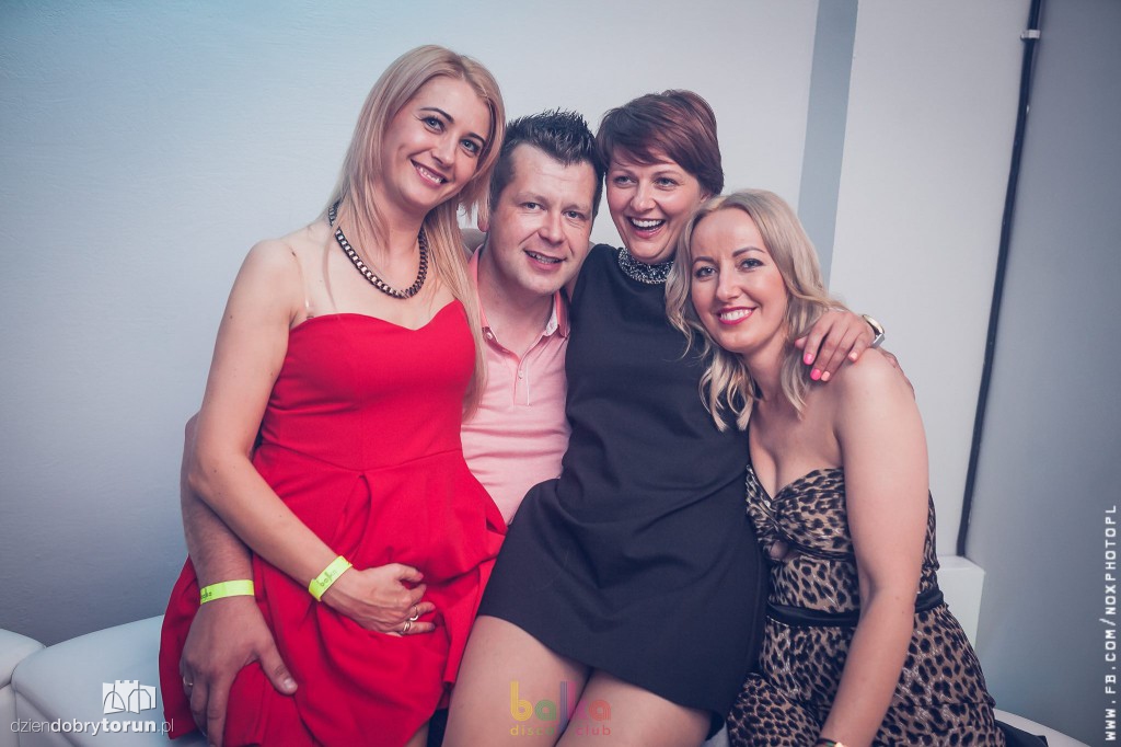 Tłumy przed wejściem do tego lokalu