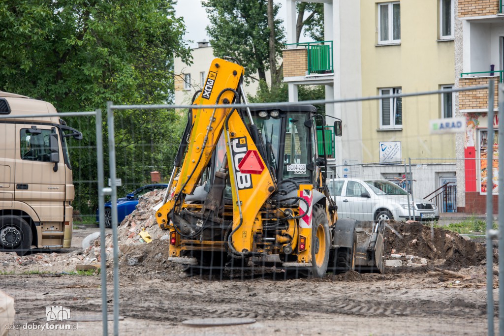 Piach i beton na Szosie Chełmińskiej
