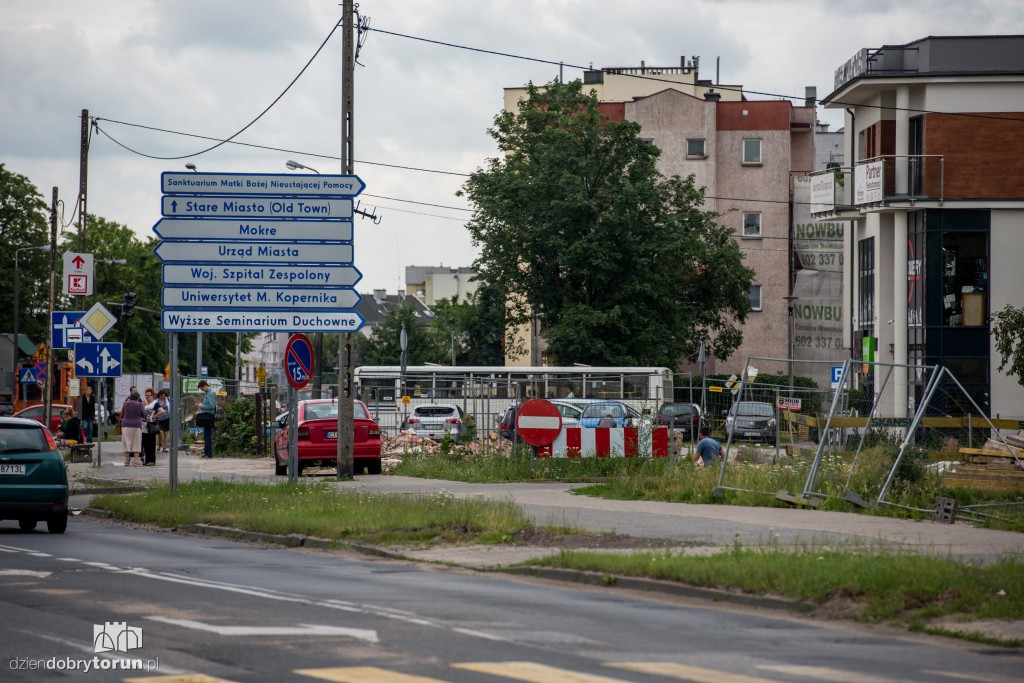 Piach i beton na Szosie Chełmińskiej