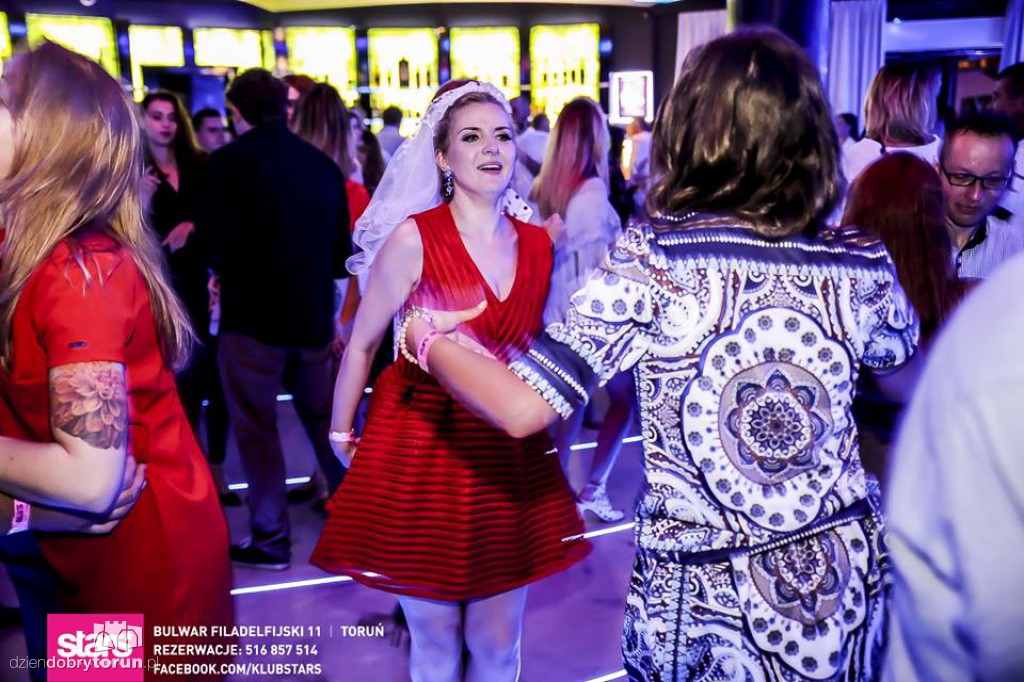 Kolejna, gorąca noc w klubie Stars