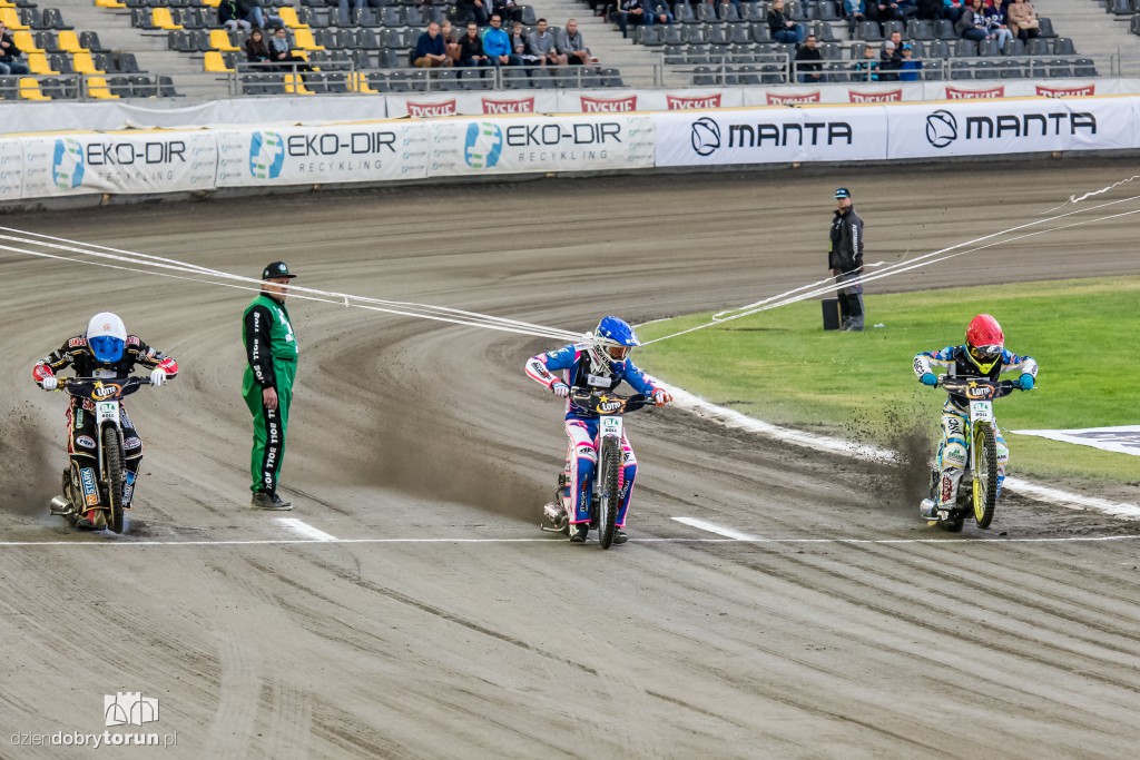 SEC na Motoarenie. Tak było w piątek