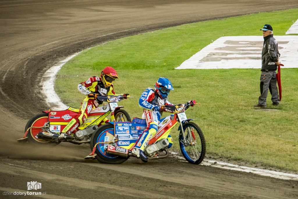 SEC na Motoarenie. Tak było w piątek