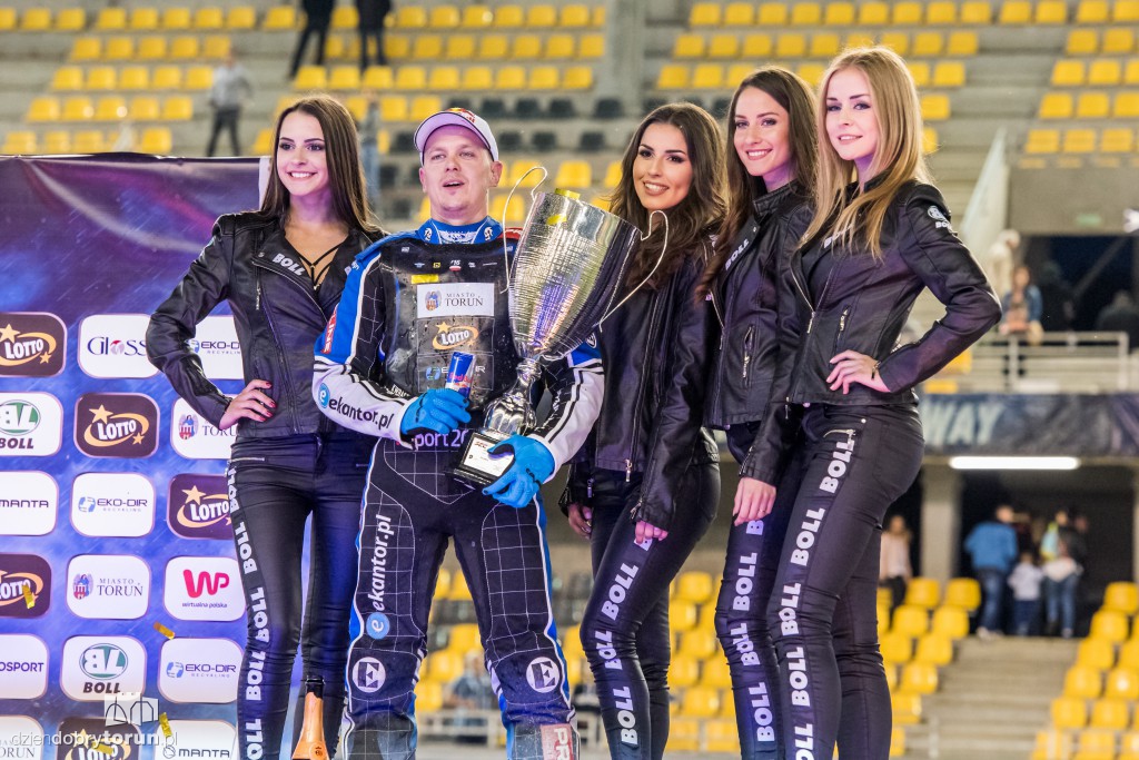 SEC na Motoarenie. Tak było w piątek