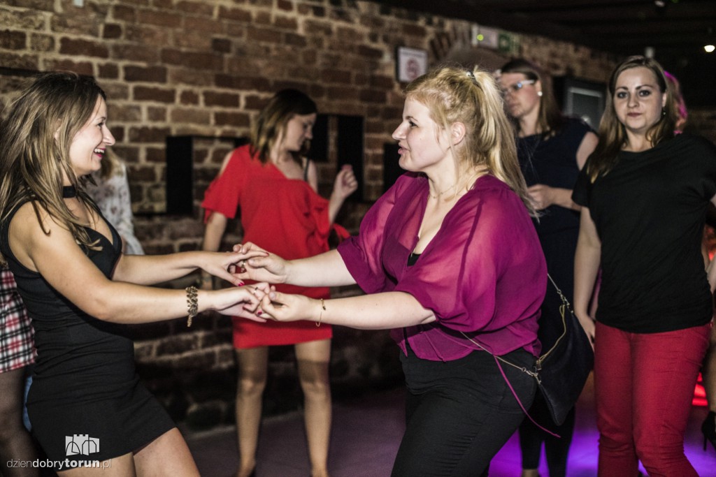 Dance nocy letniej w Szwejku