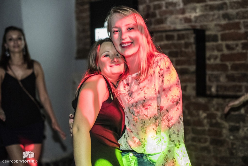 Dance nocy letniej w Szwejku