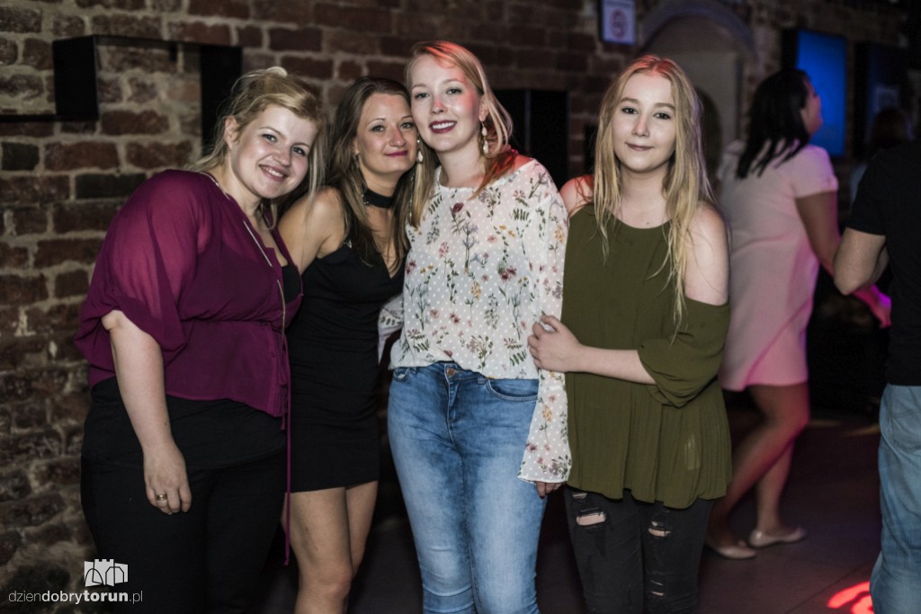 Dance nocy letniej w Szwejku