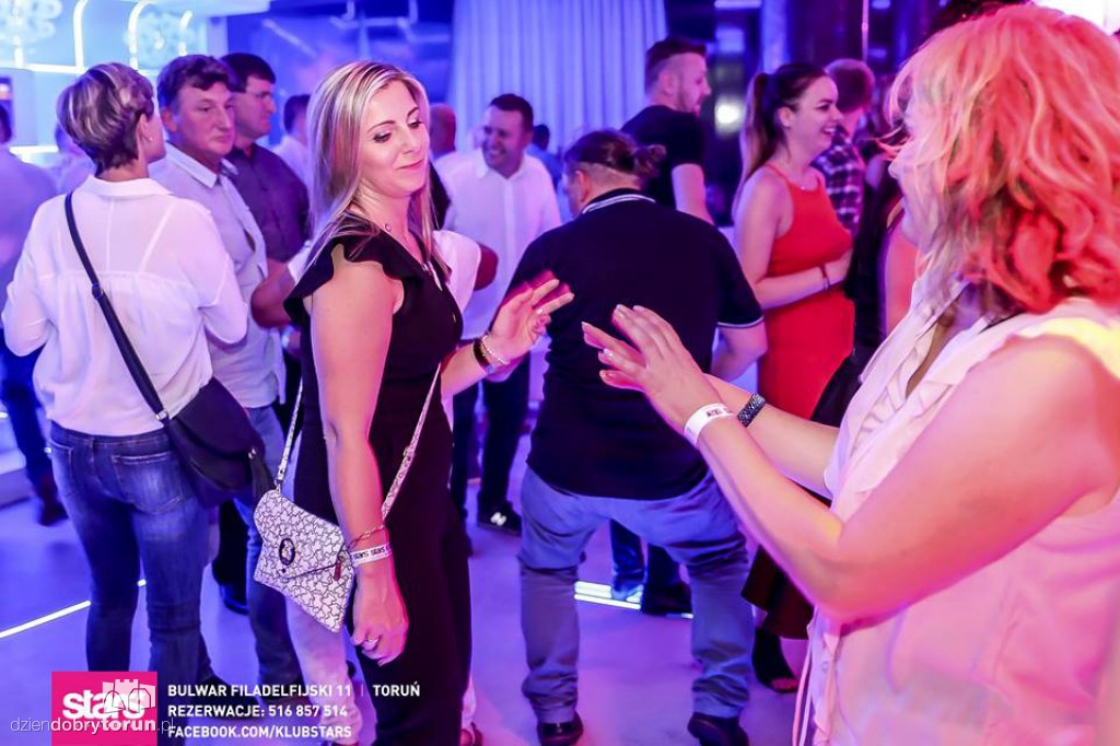 Bardzo gorąca noc w klubie Stars