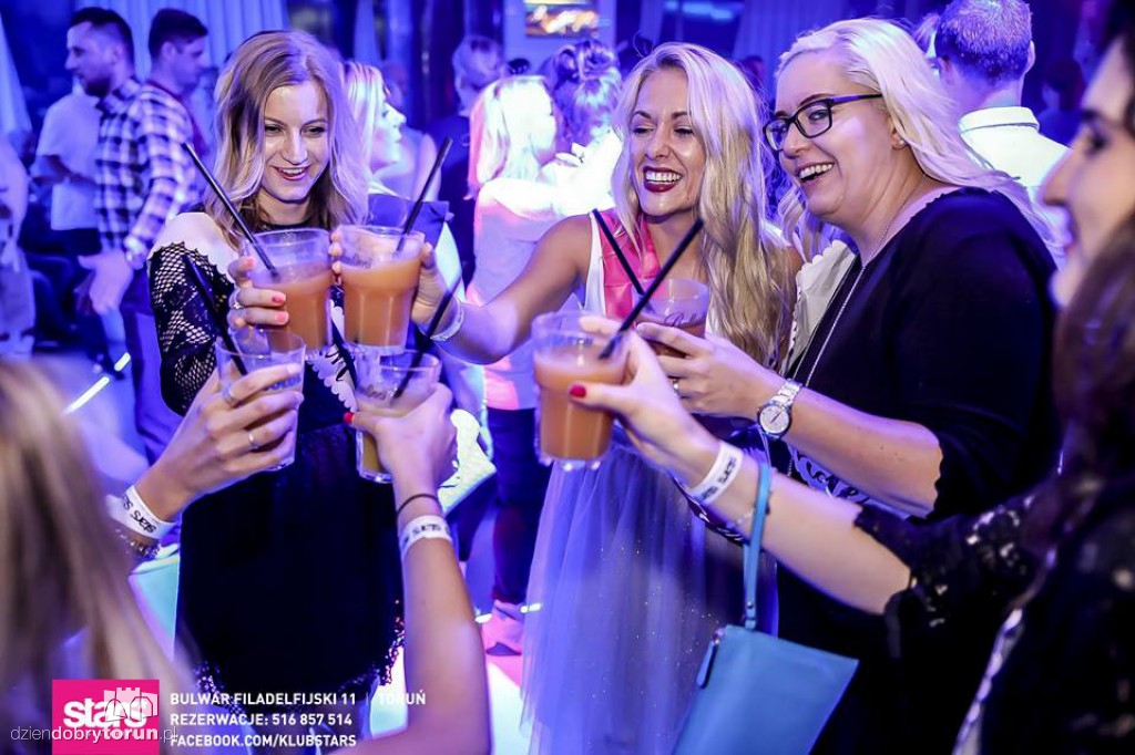 Bardzo gorąca noc w klubie Stars