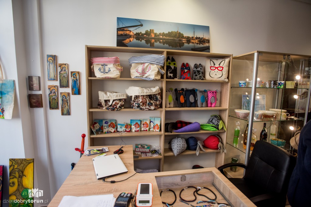 Ten sklep prowadzą bezdomni!