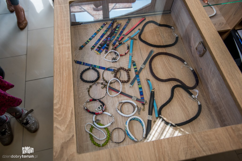 Ten sklep prowadzą bezdomni!