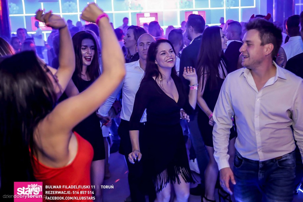 Stars nie próżnuje. Szalona noc!