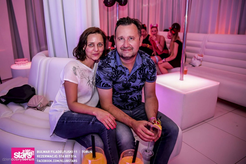 Stars nie próżnuje. Szalona noc!