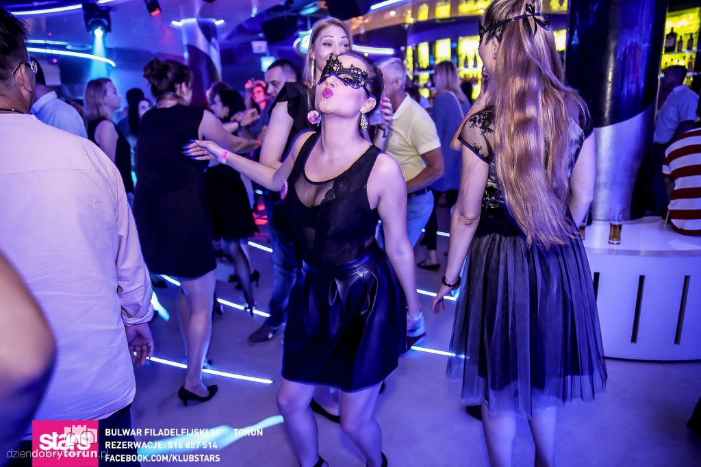 Stars nie próżnuje. Szalona noc!