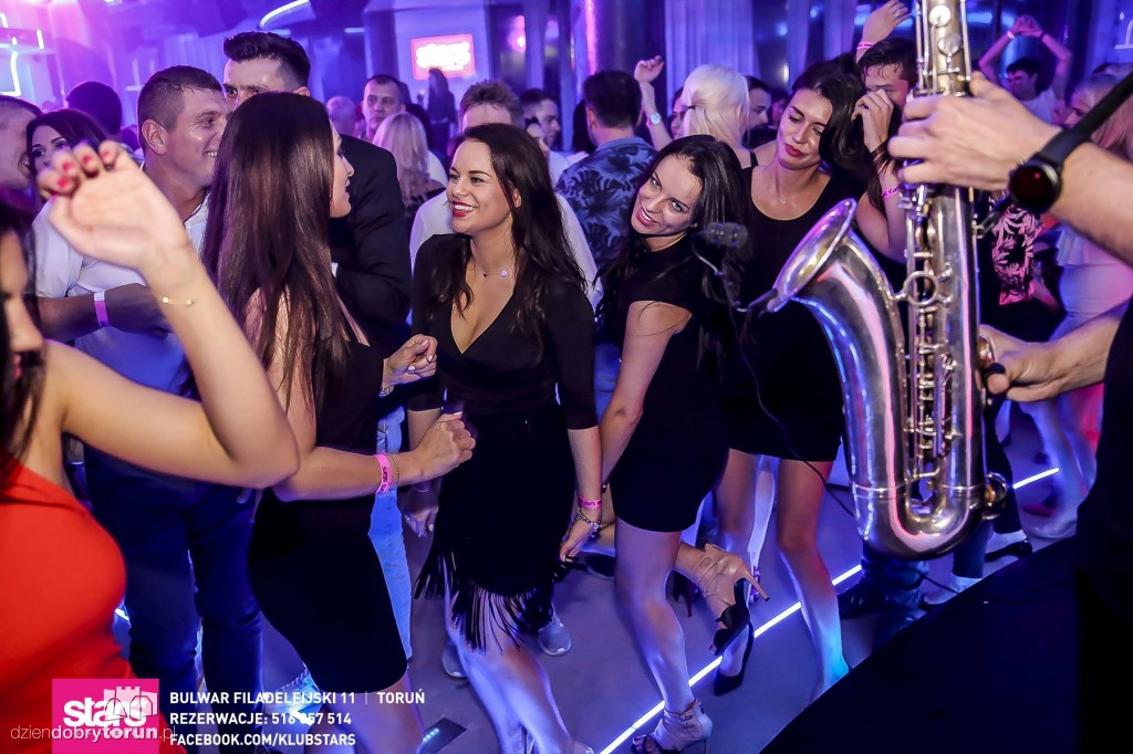 Stars nie próżnuje. Szalona noc!