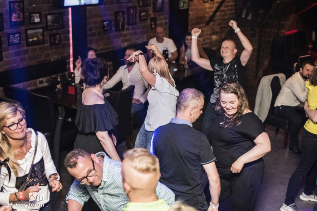 Gorączka sobotniej nocy w Baranim Łbie