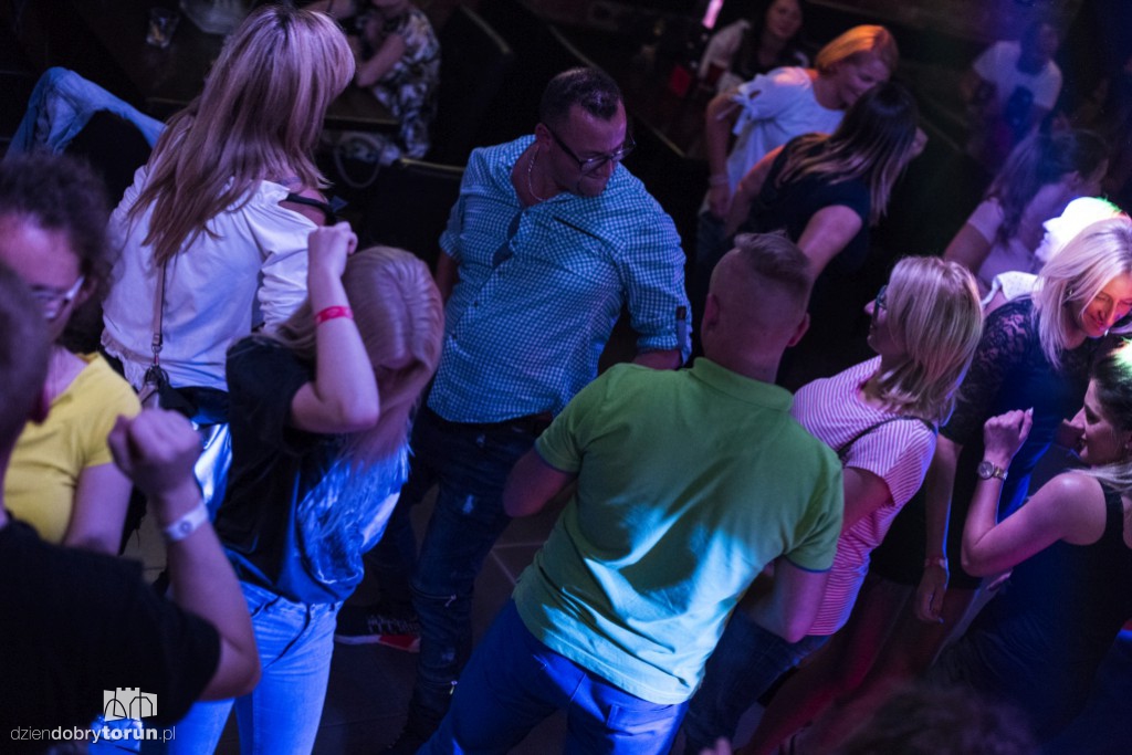 Gorączka sobotniej nocy w Baranim Łbie