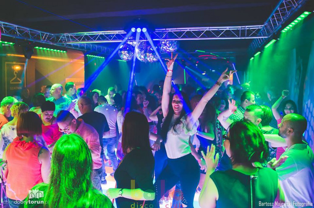 Przepiękne kobiety w Bajce Disco Club
