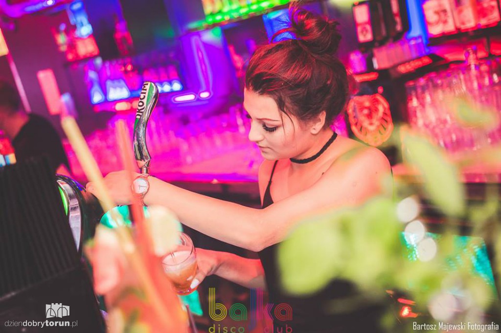 Przepiękne kobiety w Bajce Disco Club