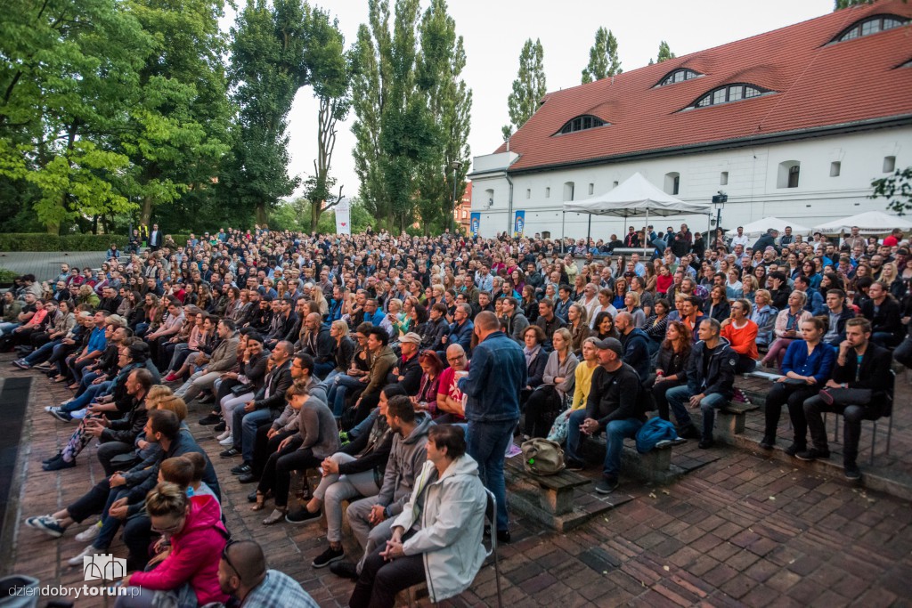 Hey pod Gwiazdami - muzyczna uczta