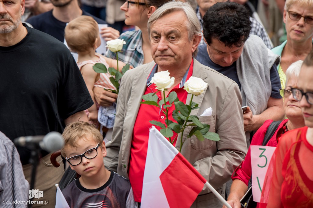 Niedzielny protest w obronie sądów