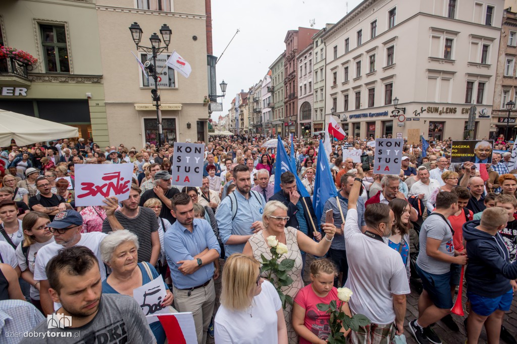 Niedzielny protest w obronie sądów