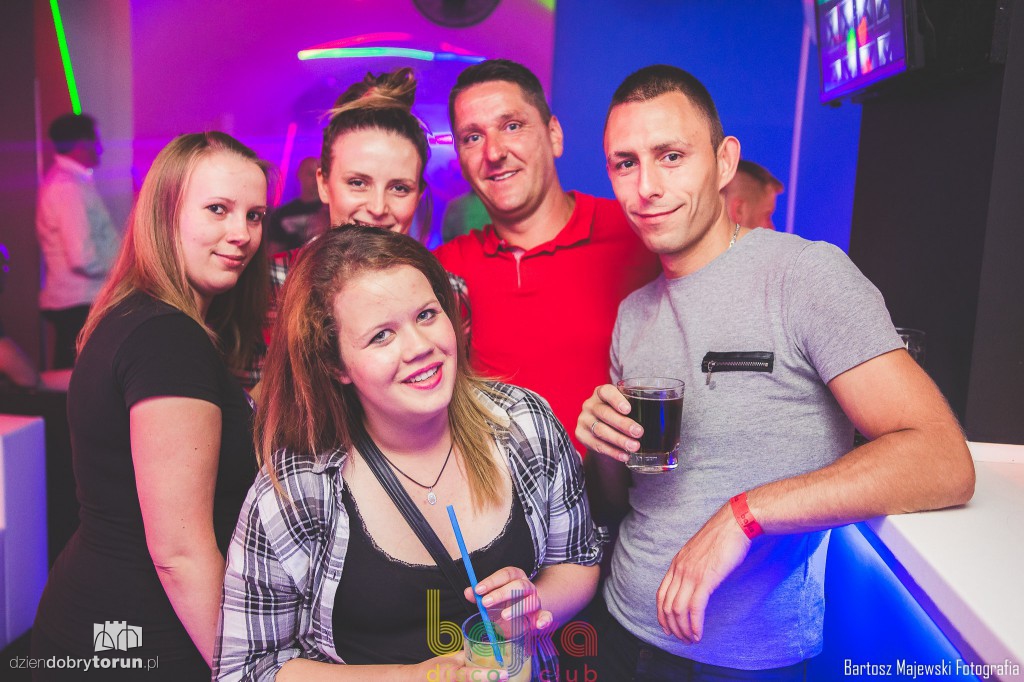 Przepiękne kobiety w Bajce Disco Club